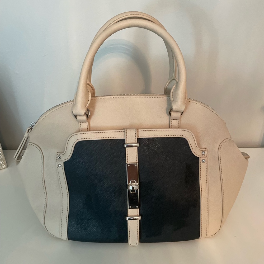 Nine West tan and black purse